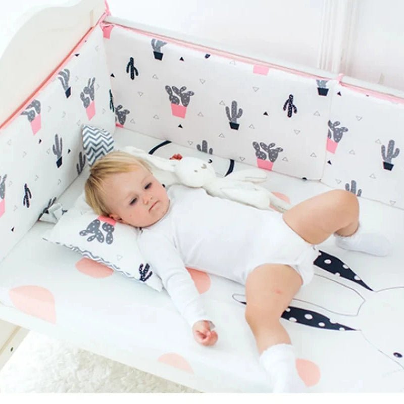 Contour de lit de bébé Excellent - Chambre de Bébé Idéale
