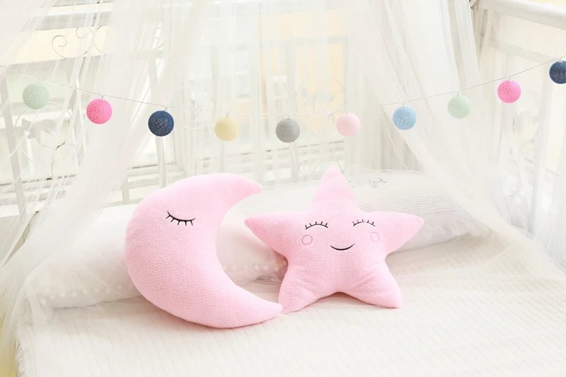 Coussin en peluche doux en forme de nuage - Chambre de Bébé Idéale