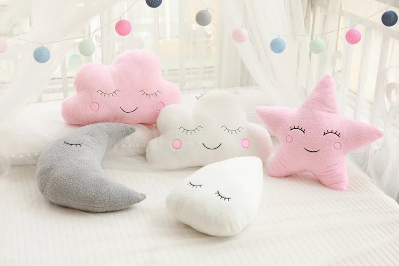 Coussin en peluche doux en forme de nuage - Chambre de Bébé Idéale