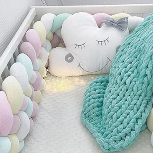 Belle Tresse de lit pour votre bébé rose blanc bleu