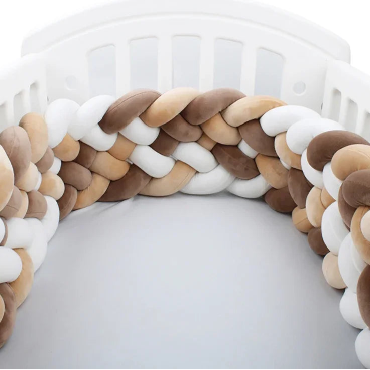 Contour de lit de bébé ultra-confortable chocolat blanc - idealechambredebb.com 