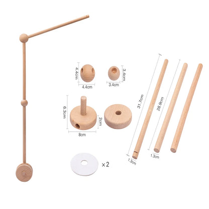 Mobile en bois pour berceau de bébé