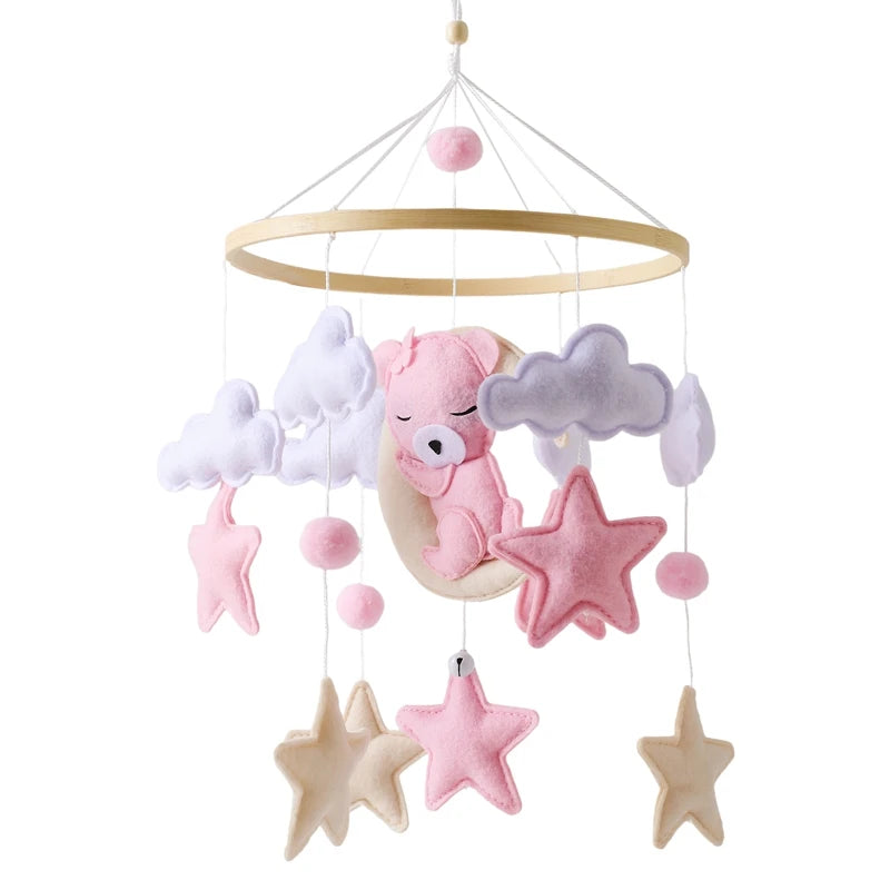 Mobile en bois pour berceau de bébé