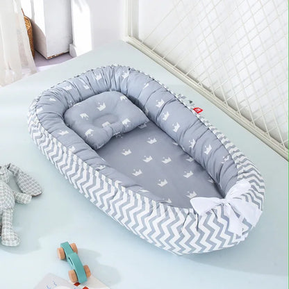 Réducteur de lit bébé 85x50cm