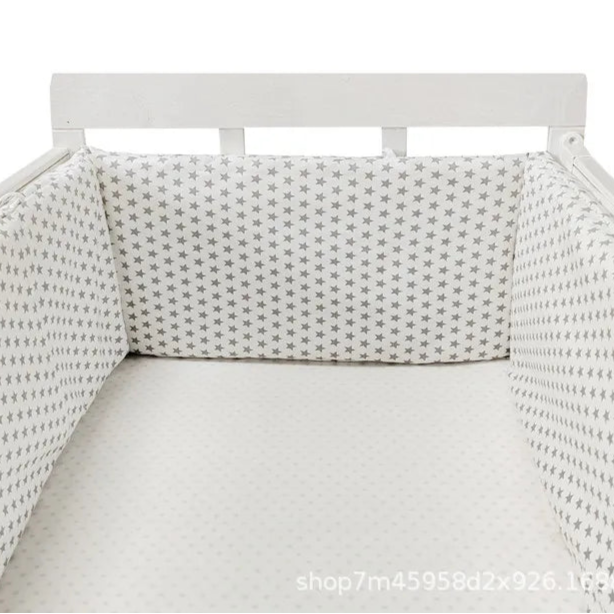 Tour de lit bébé Chichonera blanc étoiles 