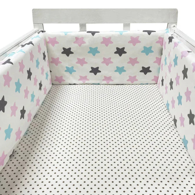 Tour de lit bébé Chichonera blanc étoiles roses