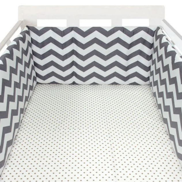 Tour de lit bébé Chichonera blanc rayés noirs