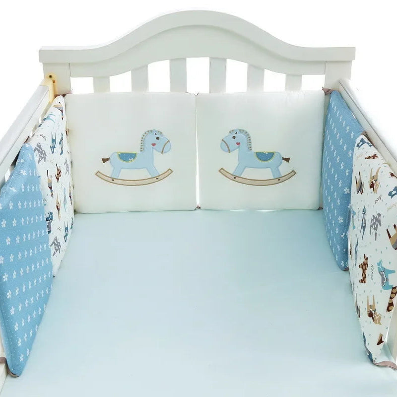 Tour de lit bebe anti-collision bleu blanc chevaux