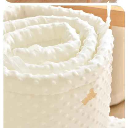 Tour de lit bébé magnifique blanc non installe