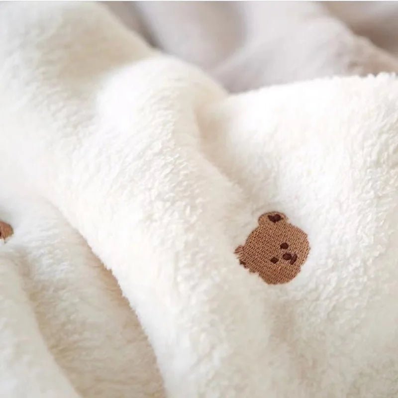 Couverture en flanelle pour bébé - Chambre de Bébé Idéale