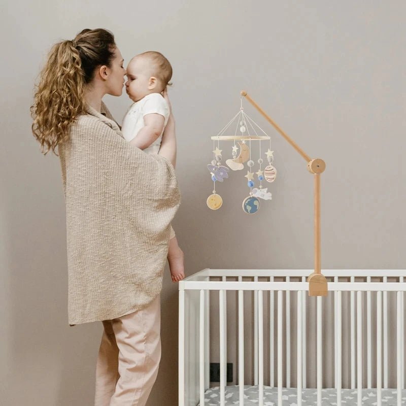 Support de mobile bébé en bois - Chambre de Bébé Idéale