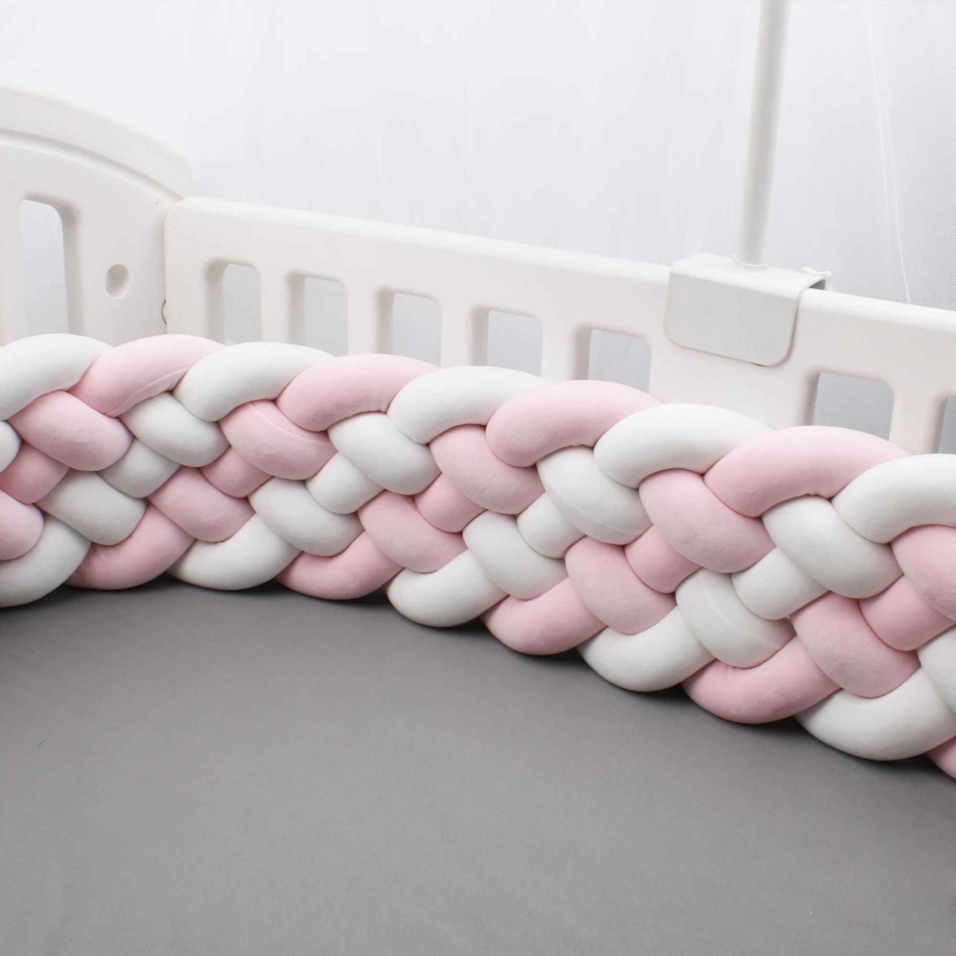 Tour de lit bébé sécurisant - Chambre de Bébé Idéale